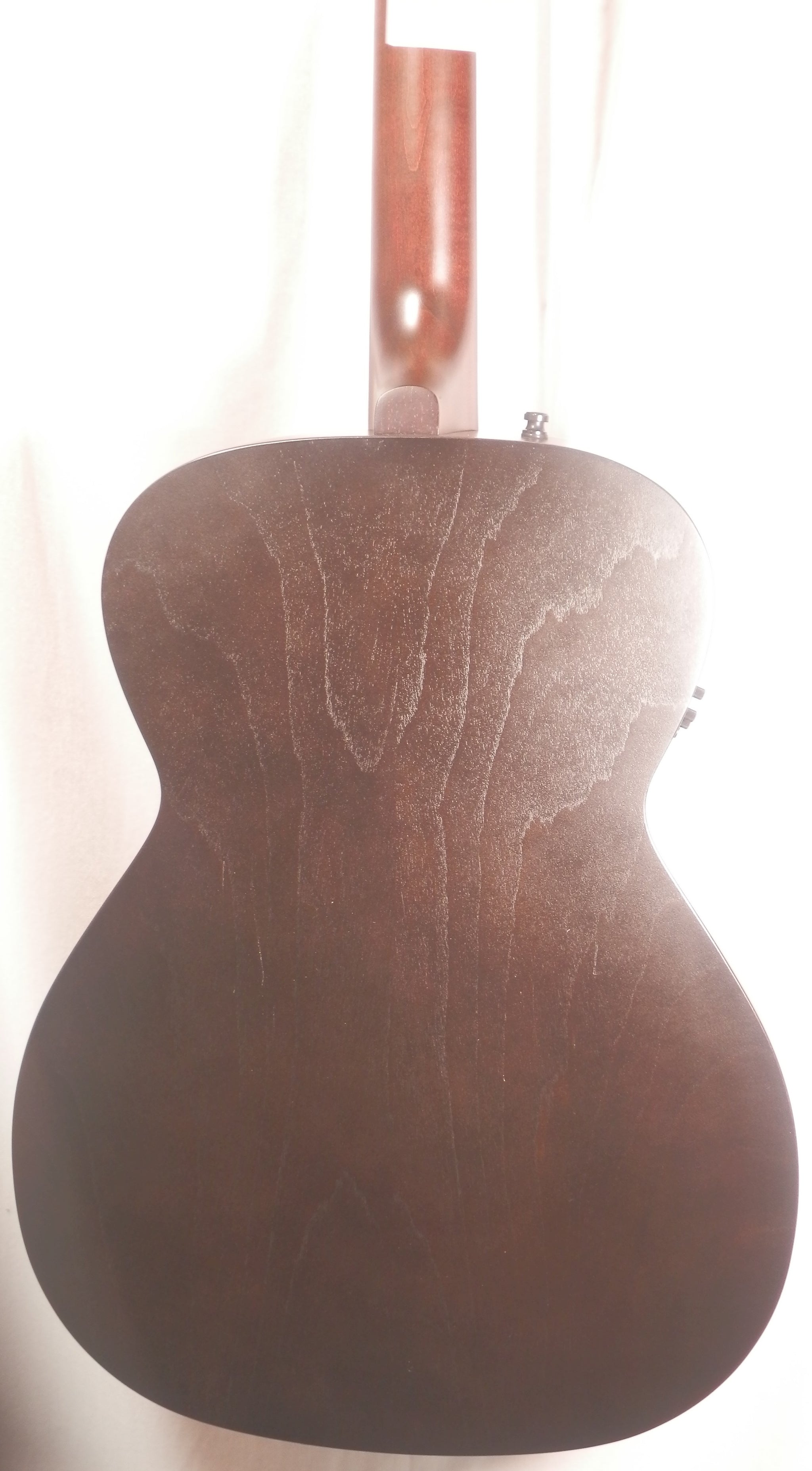 Art & Lutherie 042388 Legacy QIT Faded Black Concert Hall