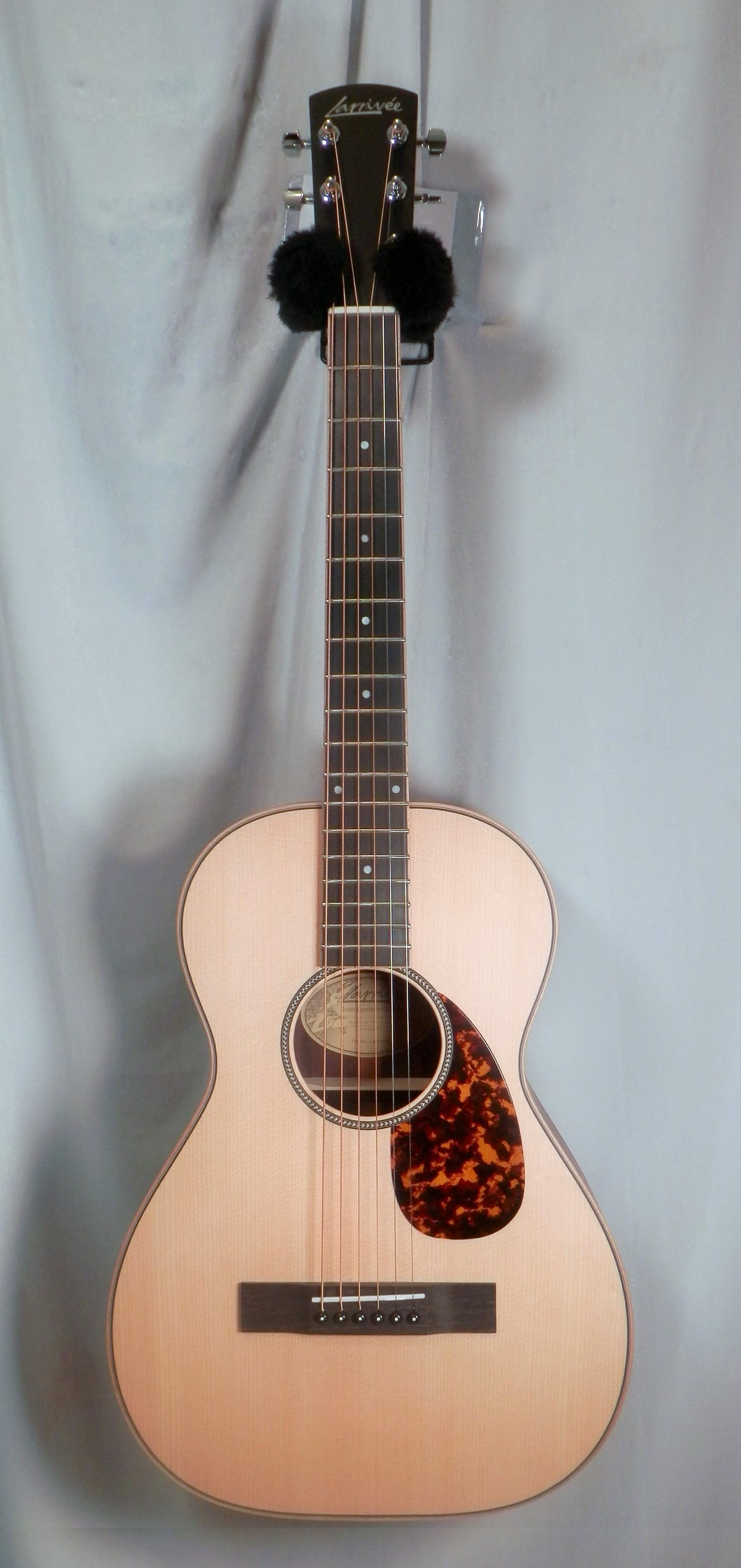 Larrivee P-03R Recording Series Parlor Acoustic Rosewood Back & Sides Satin Natural with case