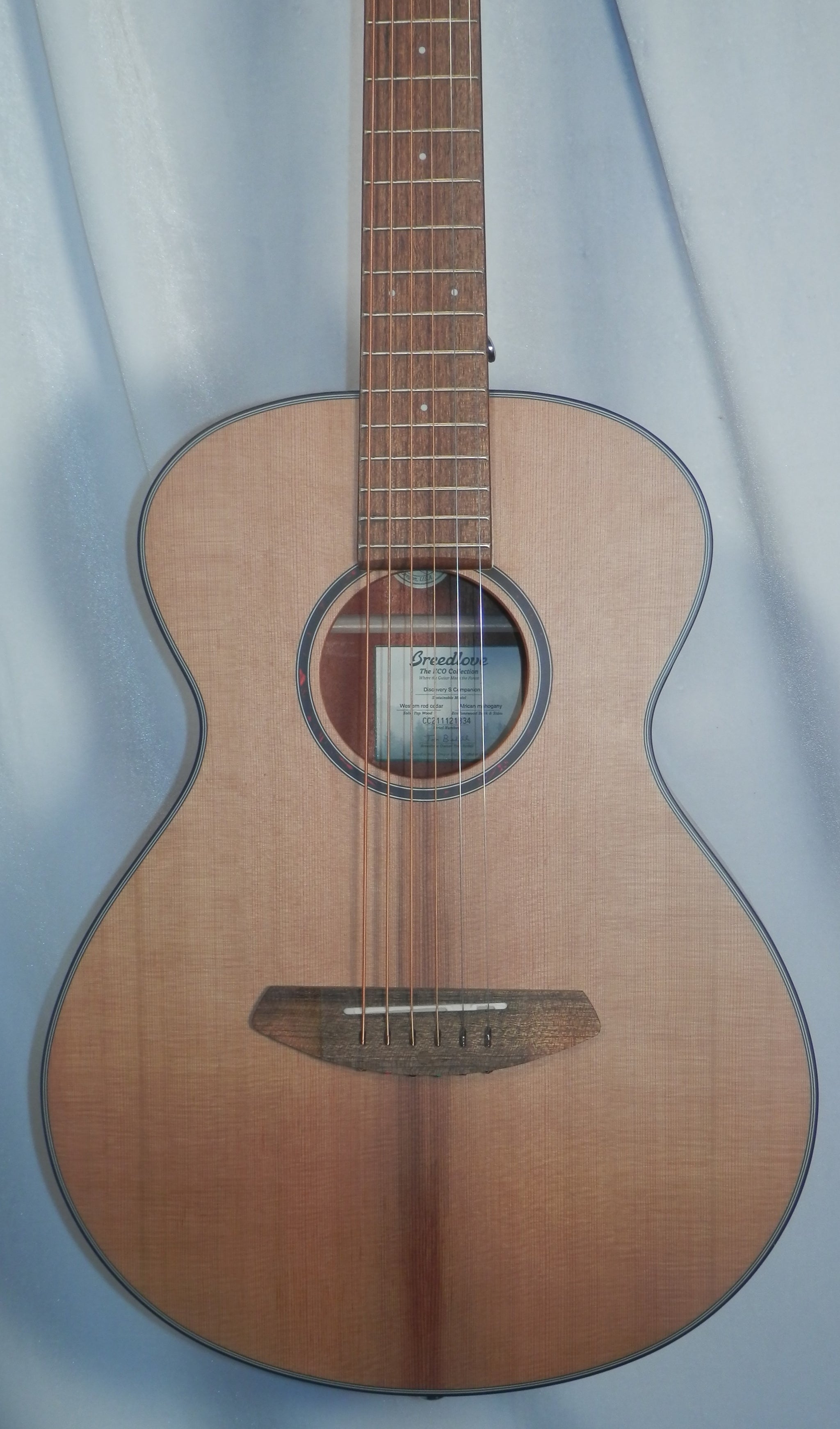 Guitars and Basses – Tagged 