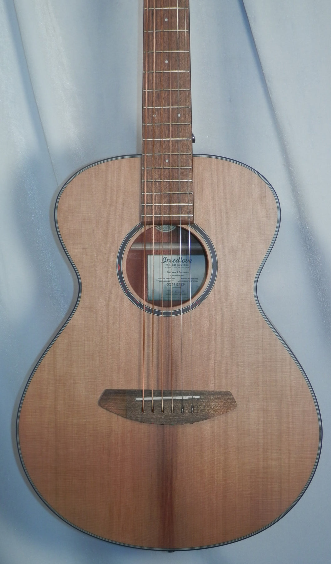 Breedlove Discovery S Companion Red cedar-African mahogany Natural Satin Acoustic