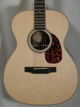 Load image into Gallery viewer, Larrivee OM-03-RW-0 Indian Rosewood Back &amp; Sides Natural Satin Finish with case
