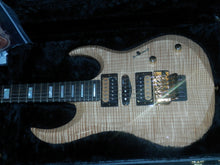 Load image into Gallery viewer, Dean USA MAB GN Michael Angelo Batio GN Ltd Run of 50. Signed #34 of 50 w/ deluxe case New

