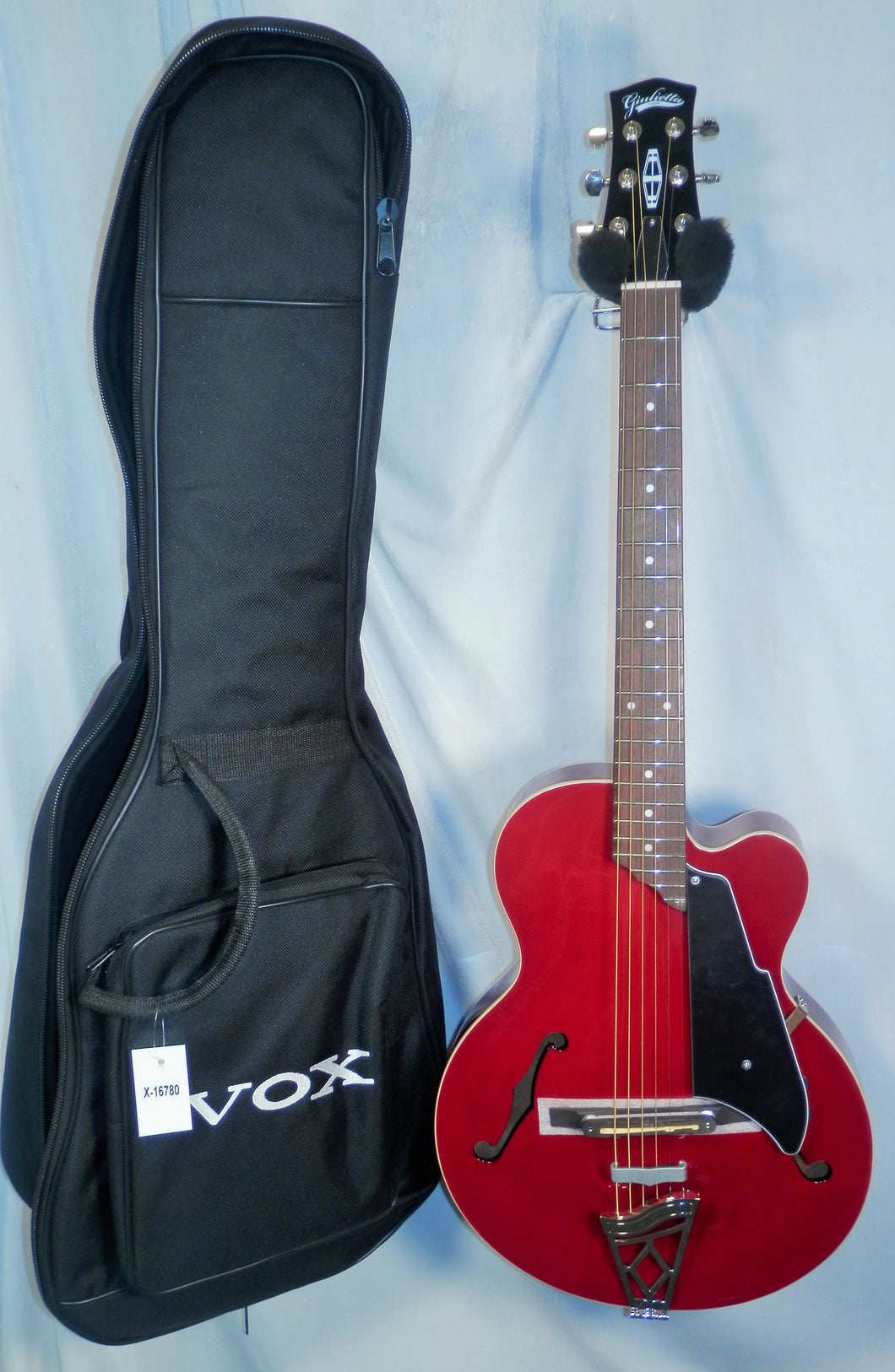 Vox Giulietta VGA-3PS-TR Trans Red Archtop Cutaway Acoustic Electric with gig bag New