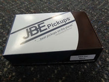Load image into Gallery viewer, Joe Barden Engineering (JBE Pickups) HSS strat pickup set black
