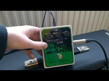 Load and play video in Gallery viewer, Electro-Harmonix Deluxe Electric Mistress Analog Flanger
