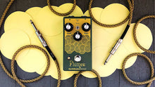 Load image into Gallery viewer, EarthQuaker Devices Plumes Small Signal Shredder Overdrive
