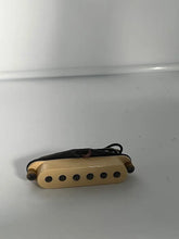 Load image into Gallery viewer, Seymour Duncan Texas-Hot Cream Strat Single Coil Antiquity Series Neck Pickup 102402
